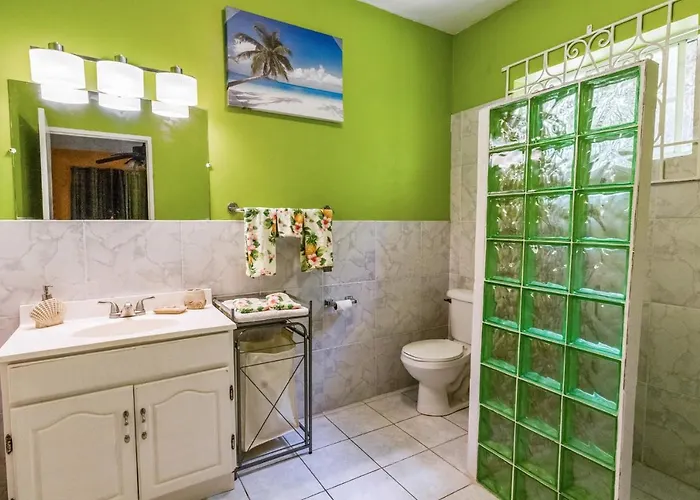 Yanceylargo- 4br Jacuzzi & Mountain Views Villa *